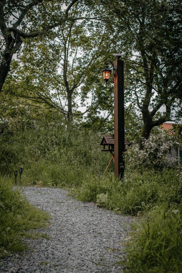 Villa Pipowagen De Zwerveling Aan Zee Oostkapelle Esterno foto