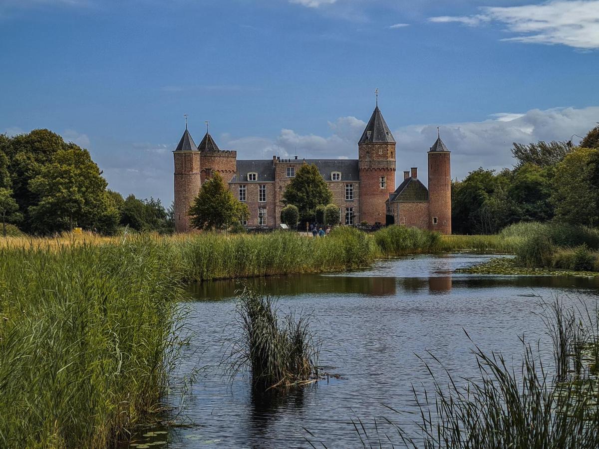 Villa Pipowagen De Zwerveling Aan Zee Oostkapelle Esterno foto